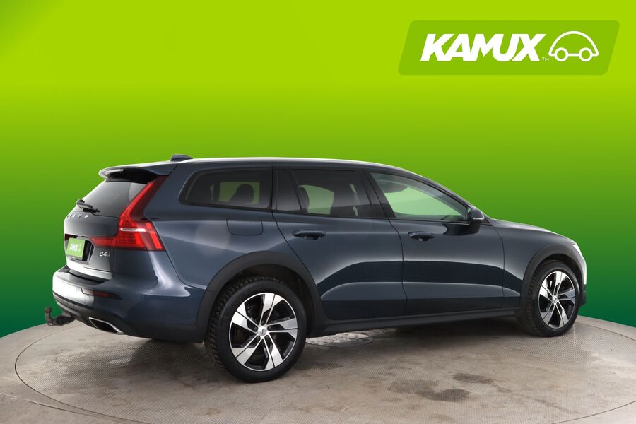 Volvo V60 Cross Country vaihtoauto