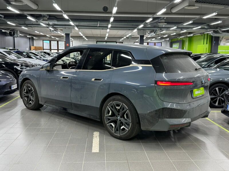 BMW iX vaihtoauto