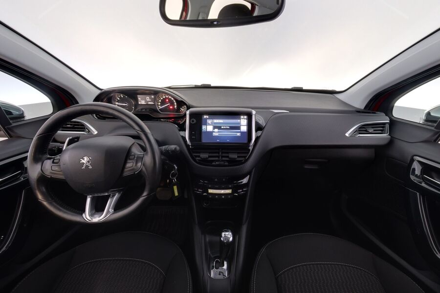 Peugeot 208 vaihtoauto