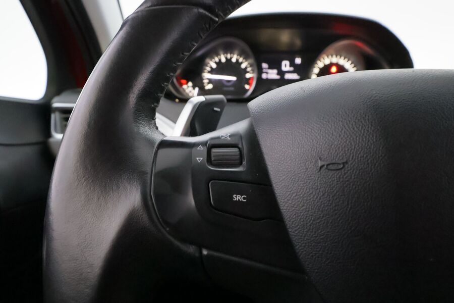 Peugeot 208 vaihtoauto