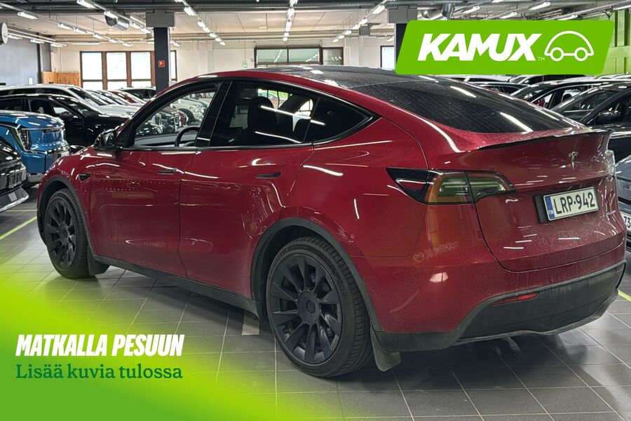 Tesla Model Y vaihtoauto