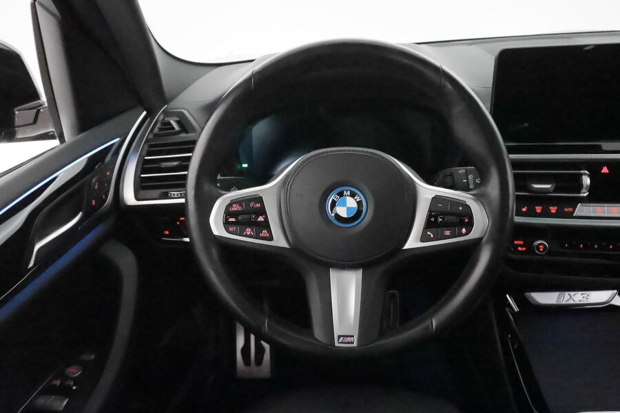 BMW iX3 vaihtoauto