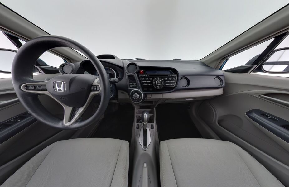 Honda Insight vaihtoauto