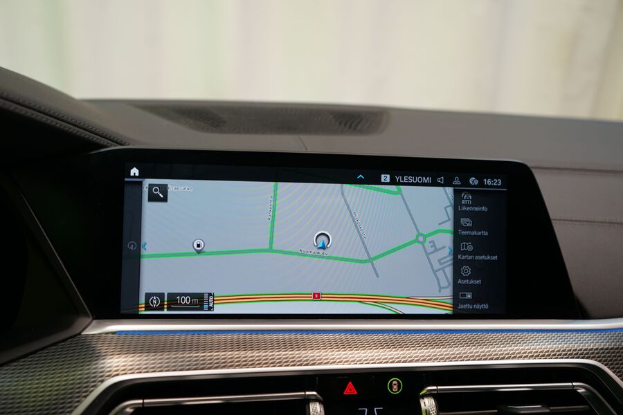 BMW X5 vaihtoauto