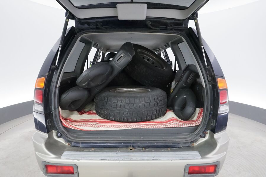 Mitsubishi Pajero Sport vaihtoauto