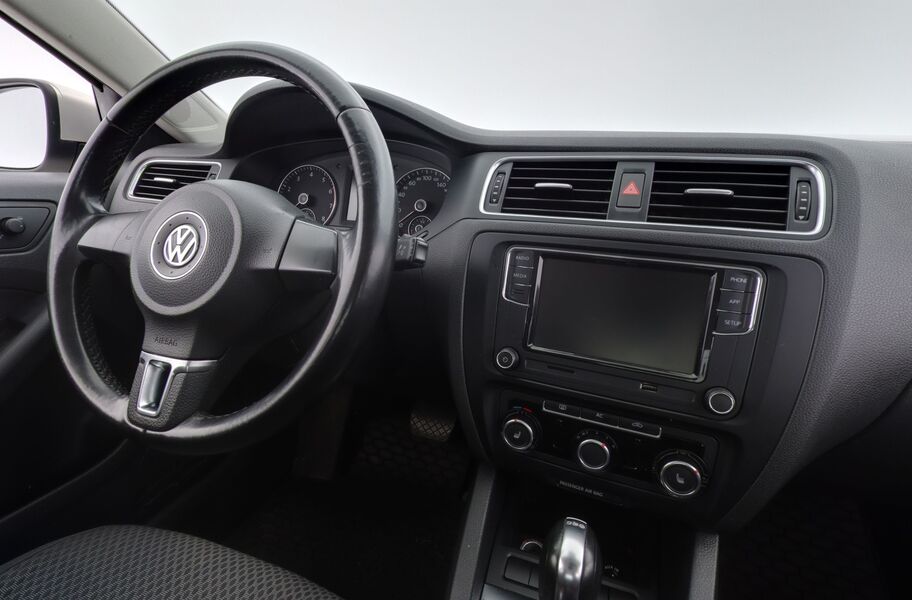 Volkswagen Jetta vaihtoauto