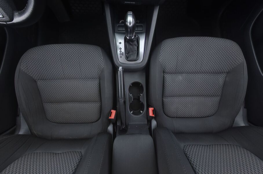 Volkswagen Jetta vaihtoauto