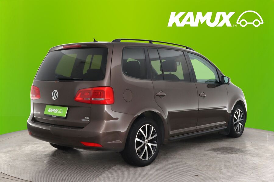 Volkswagen Touran vaihtoauto