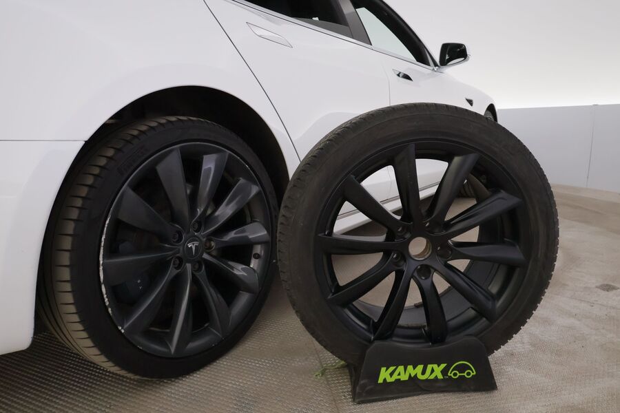 Tesla Model S vaihtoauto