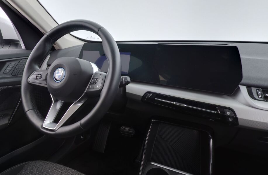 BMW iX1 vaihtoauto