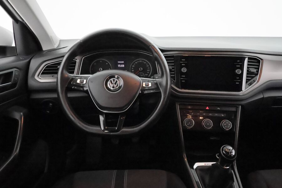 Volkswagen T-Roc vaihtoauto