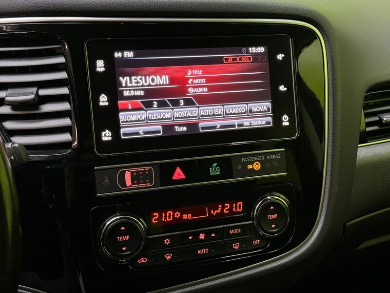 Mitsubishi Outlander PHEV vaihtoauto