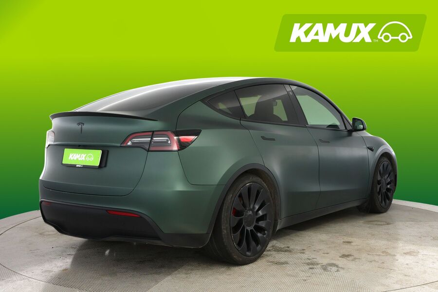 Tesla Model Y vaihtoauto