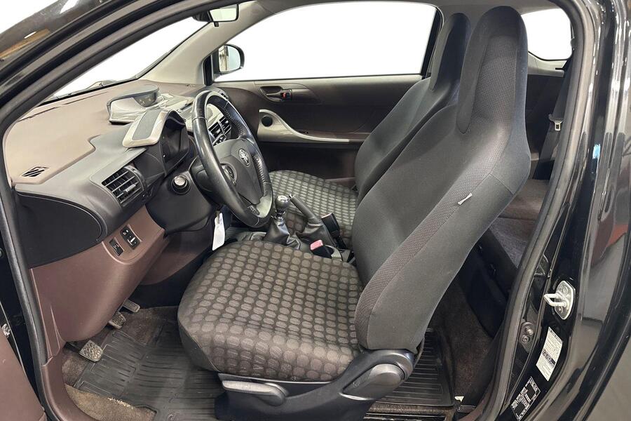 Toyota iQ vaihtoauto