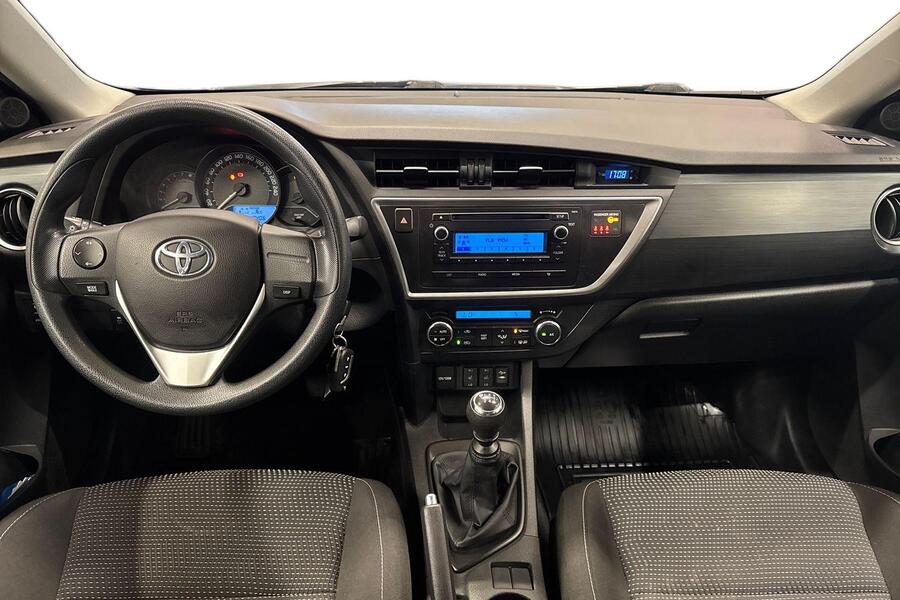 Toyota Auris vaihtoauto