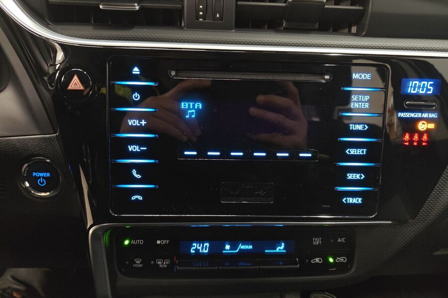 Toyota Auris vaihtoauto