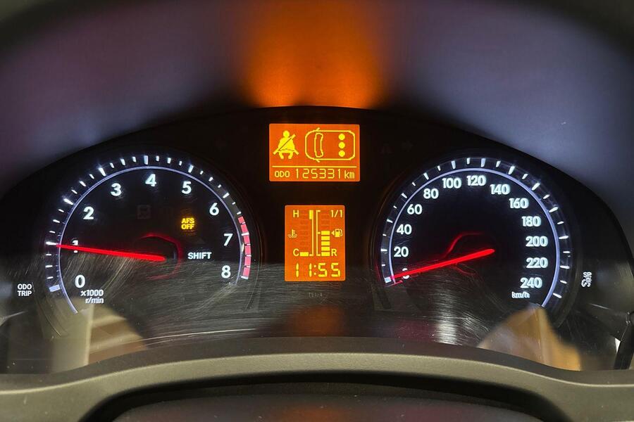 Toyota Avensis vaihtoauto