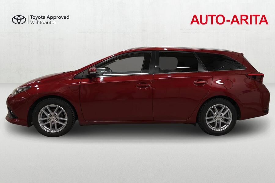 Toyota Auris vaihtoauto