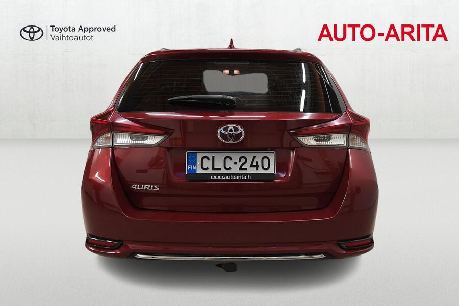 Toyota Auris vaihtoauto