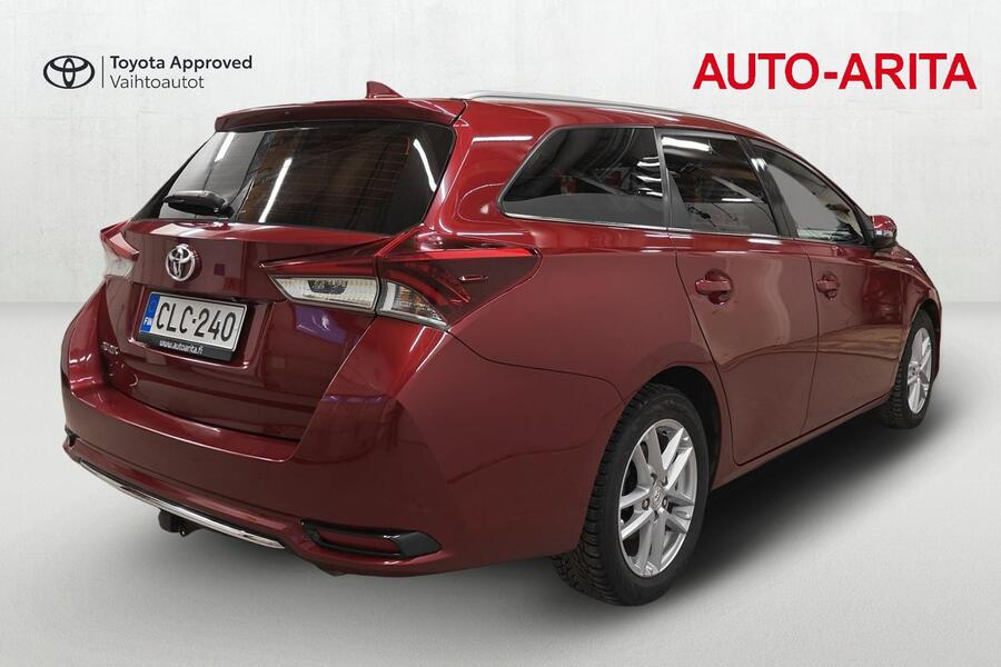 Toyota Auris vaihtoauto