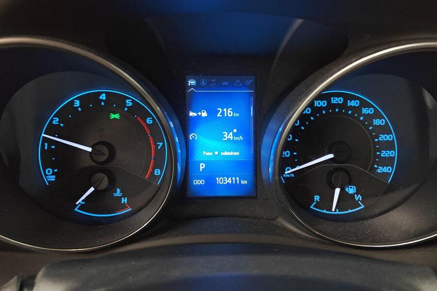 Toyota Auris vaihtoauto