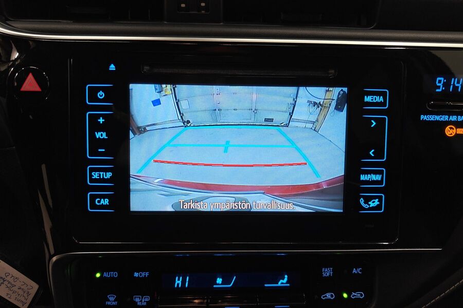 Toyota Auris vaihtoauto