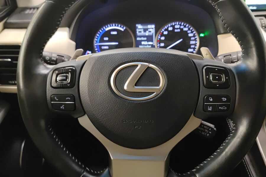Lexus NX vaihtoauto