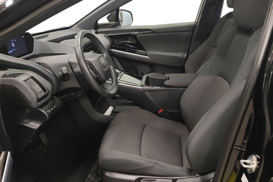 Toyota bZ4X vaihtoauto