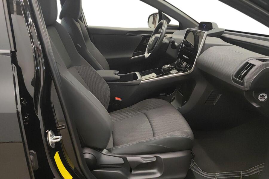 Toyota bZ4X vaihtoauto