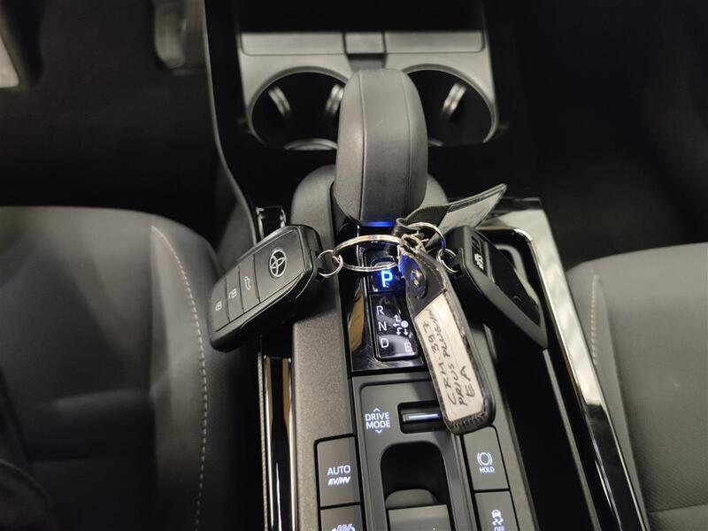 Toyota Prius Plug-in vaihtoauto