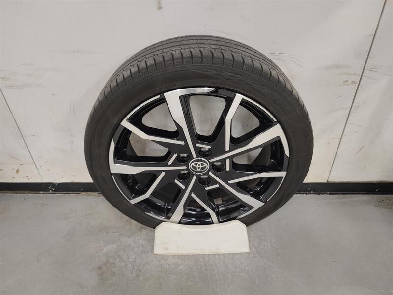 Toyota Prius Plug-in vaihtoauto