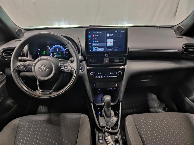 Toyota Yaris Cross vaihtoauto