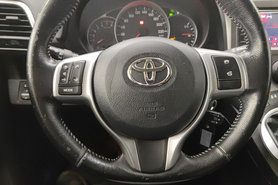 Toyota Verso-S vaihtoauto