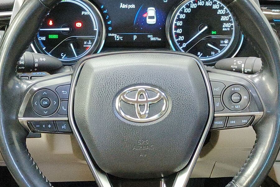 Toyota Camry vaihtoauto