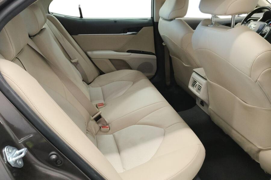 Toyota Camry vaihtoauto