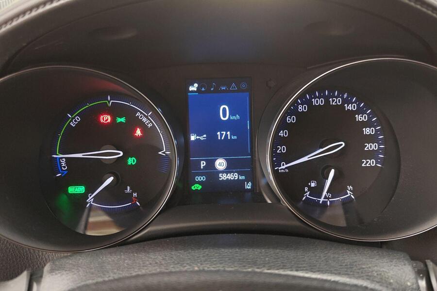 Toyota C-HR vaihtoauto