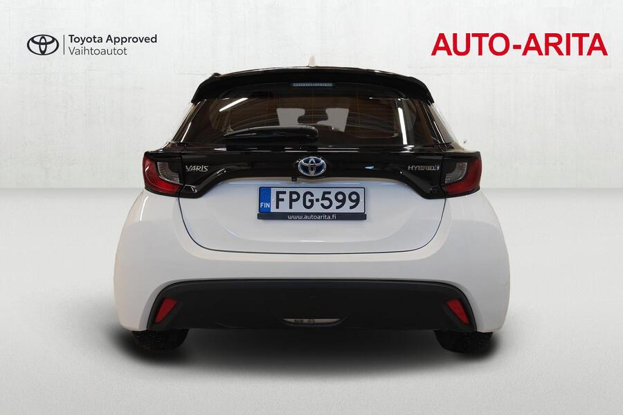 Toyota Yaris vaihtoauto