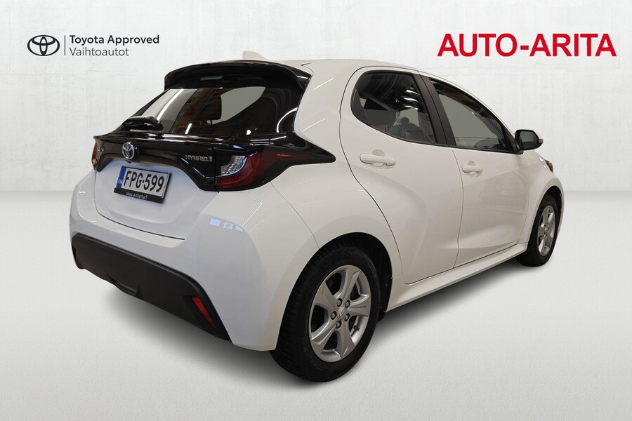 Toyota Yaris vaihtoauto