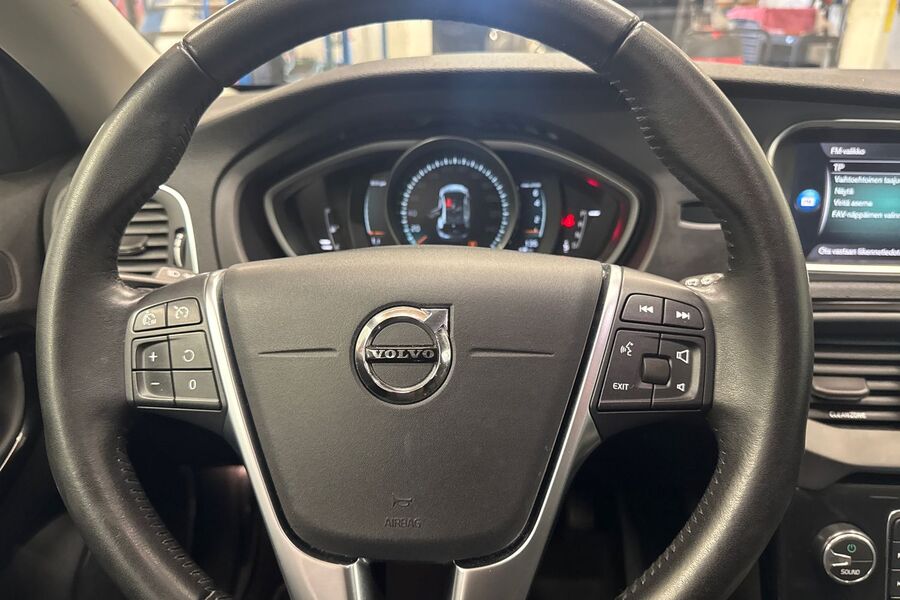Volvo V40 vaihtoauto