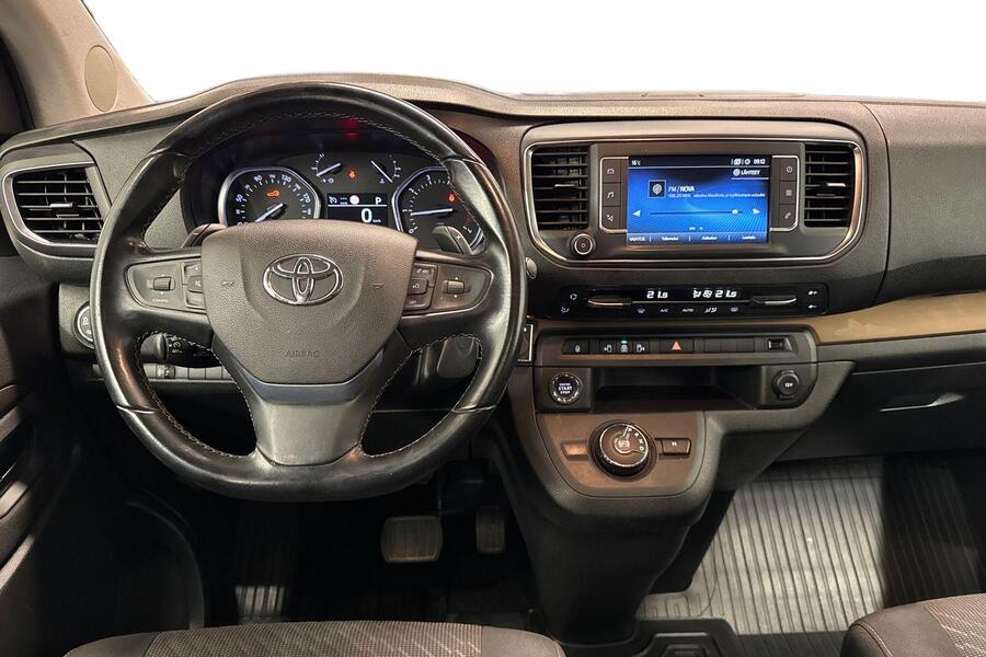 Toyota Proace Verso vaihtoauto