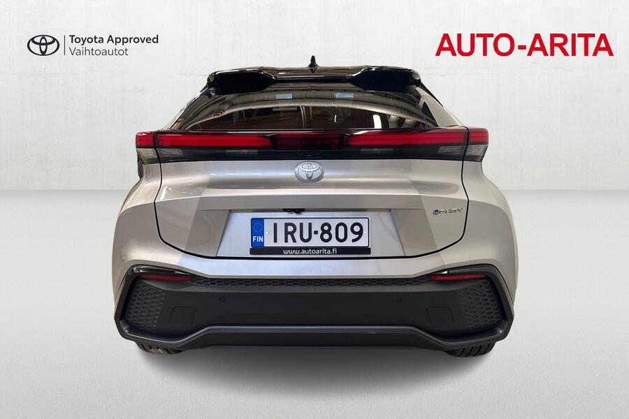 Toyota C-HR vaihtoauto