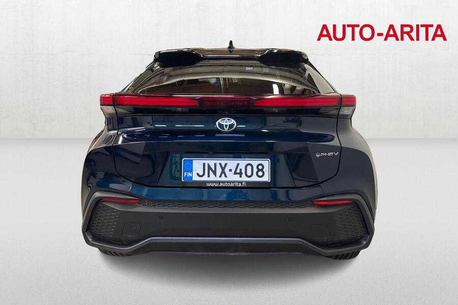 Toyota C-HR vaihtoauto