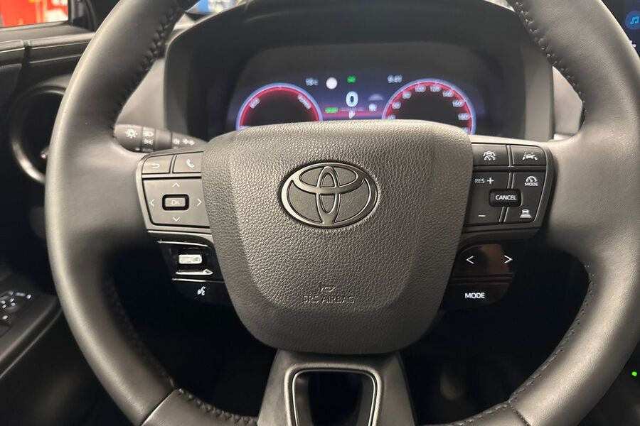 Toyota C-HR vaihtoauto