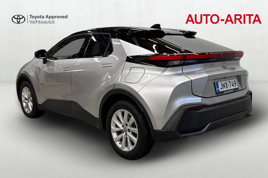 Toyota C-HR vaihtoauto