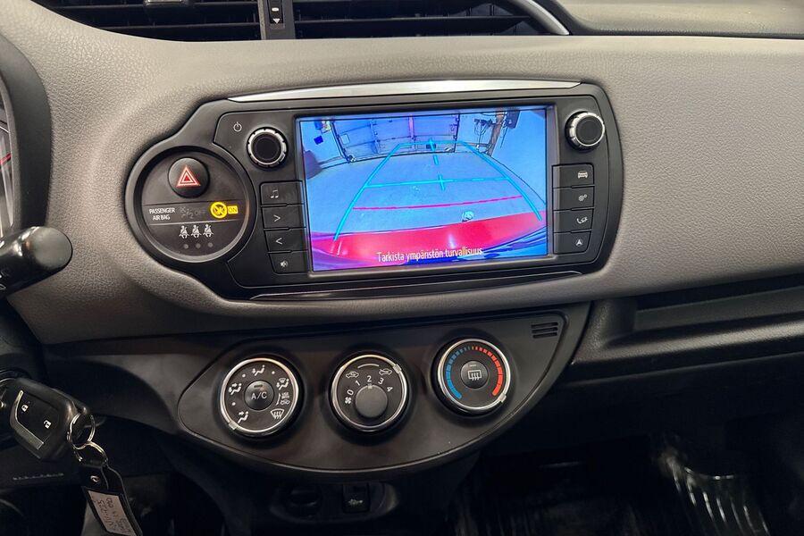 Toyota Yaris vaihtoauto