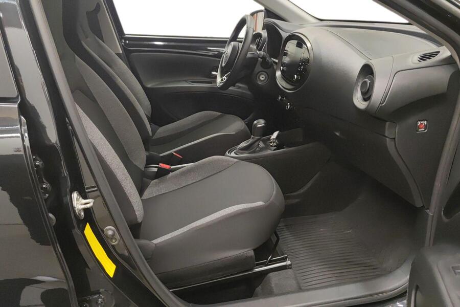 Toyota Aygo X vaihtoauto