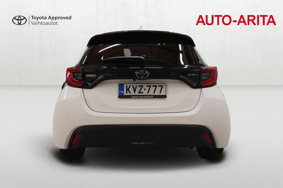 Toyota Yaris vaihtoauto