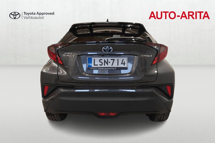 Toyota C-HR vaihtoauto