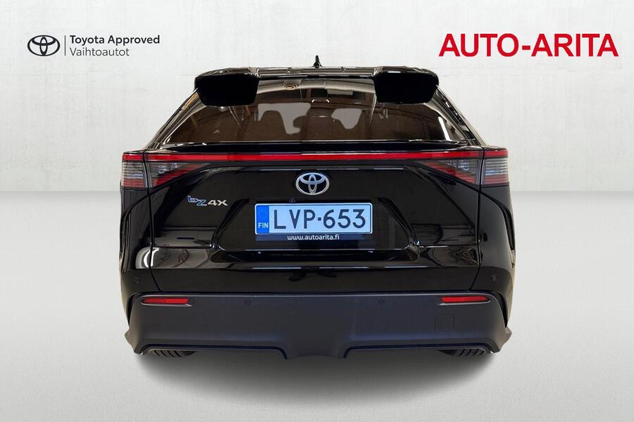 Toyota bZ4X vaihtoauto