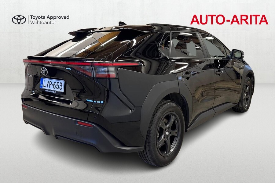 Toyota bZ4X vaihtoauto